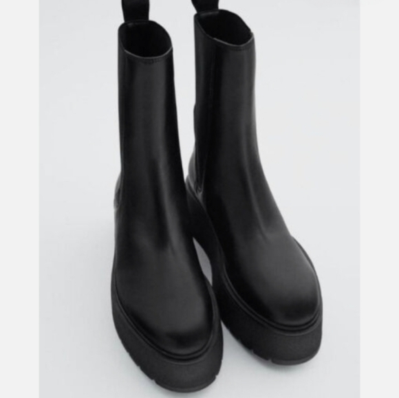 ZARA WOMEN'S FLAT LEATHER PLATFORM ANKLE BOOTS Black Genuine Leather US 9 NWT - Picture 4 of 15